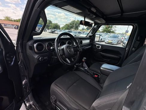 Used 2020 Jeep Wrangler Sport AWD/4WD image 11