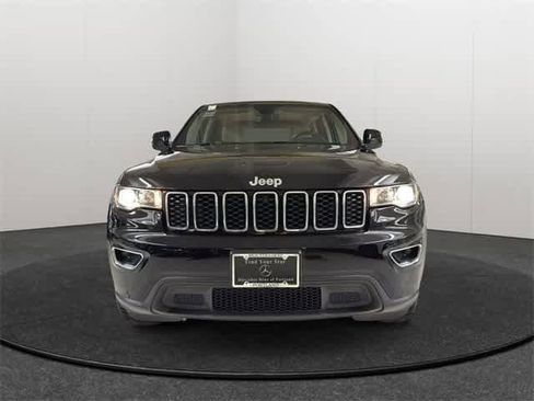 Used 2022 Jeep Grand Cherokee Laredo E image 2