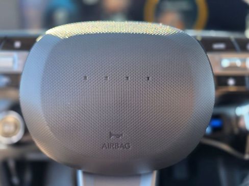 Certified 2025 Hyundai Ioniq 5 SEL image 23