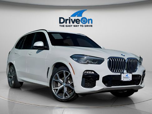 Used 2021 BMW X5 xDrive40i w/ M Sport Package image 12