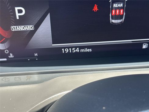 Used 2023 Nissan Rogue Platinum w/ Platinum Premium Package FWD image 38