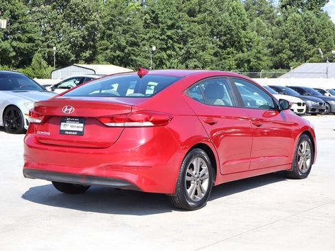 Used 2017 Hyundai Elantra SE FWD image 7