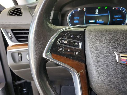 Used 2019 Cadillac Escalade Luxury RWD image 22
