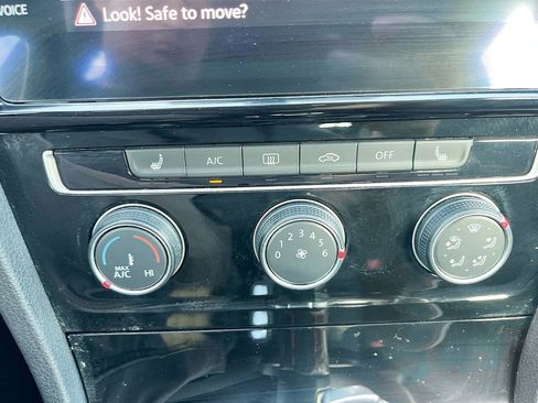 Used 2021 Volkswagen GTI SE image 16