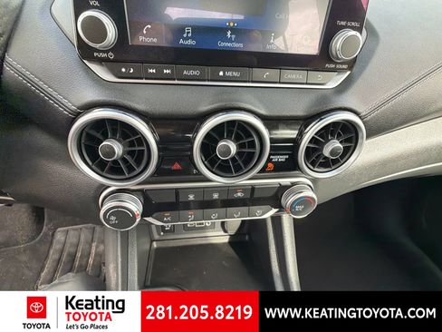 Used 2025 Nissan Sentra SV FWD image 14