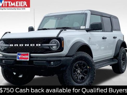New 2026 Ford Bronco Outer Banks w/ Sasquatch Package image 1