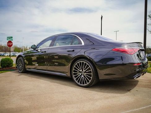 Certified 2022 Mercedes-Benz S 500 4MATIC image 9