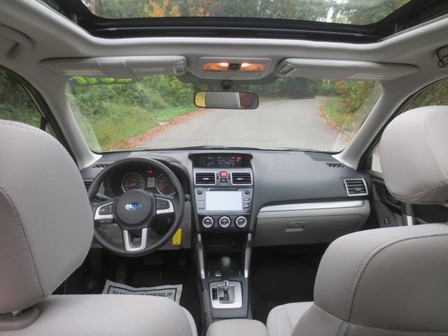 Used 2017 Subaru Forester 2.5i Premium w/ All-Weather Package AWD/4WD image 8
