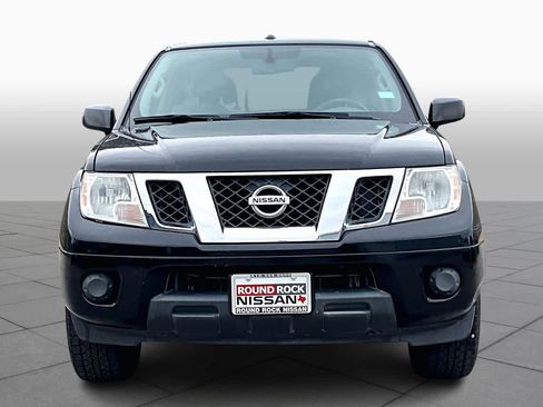 Used 2012 Nissan Frontier SV w/ SV Premium Utility Pkg image 3