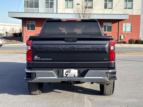 Used 2023 Chevrolet Silverado 1500 LT image 25