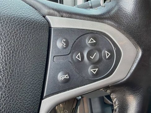 Used 2016 Chevrolet Colorado LT w/ LT Convenience Package RWD image 13