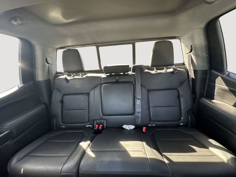 Used 2019 Chevrolet Silverado 1500 LTZ w/ LTZ Premium Package AWD/4WD image 12