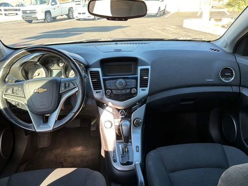 Used 2012 Chevrolet Cruze LT w/ RS Package image 9