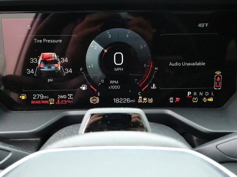 Certified 2024 GMC Acadia AT4 w/ Super Cruise Package image 18