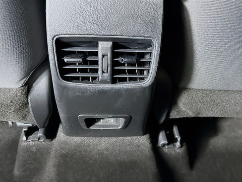 Used 2023 Toyota Corolla Cross AWD Hybrid image 24
