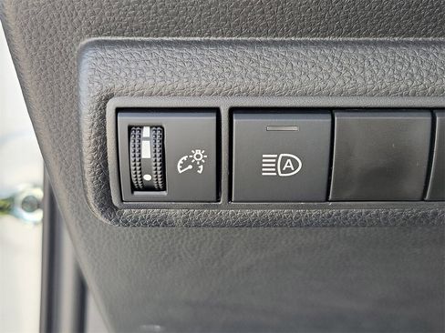 Used 2026 Toyota Corolla LE image 29