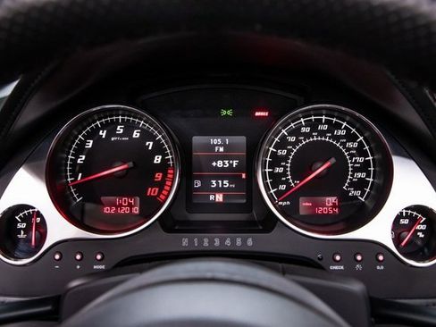 Used 2014 Lamborghini Gallardo LP 550-2 image 36