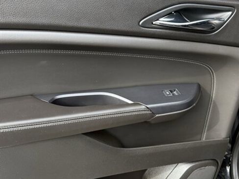 Used 2014 Cadillac SRX Premium image 11