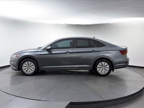 Used 2019 Volkswagen Jetta S FWD image 3