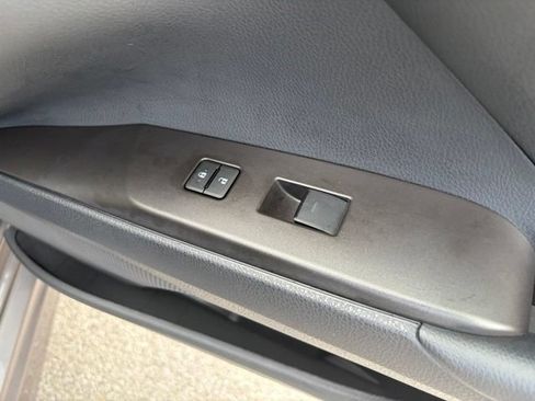 Used 2024 Toyota Camry SE FWD image 39