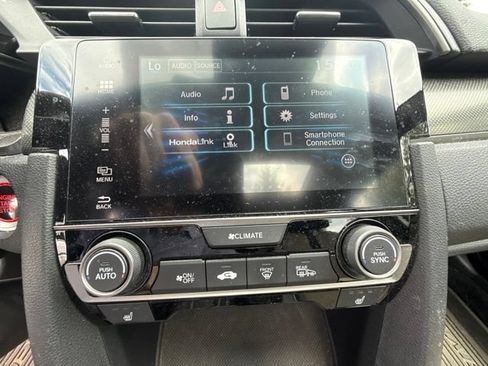 Used 2018 Honda Civic EX image 7