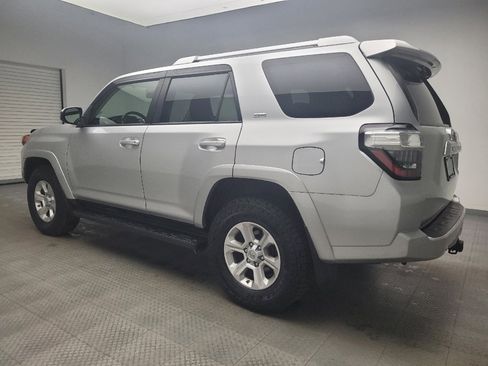 Used 2018 Toyota 4Runner SR5 image 3