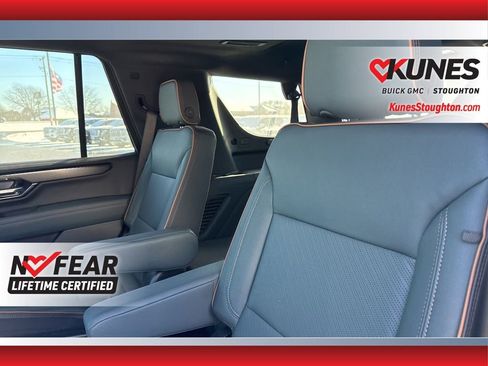 Used 2025 GMC Yukon AT4 w/ AT4 Premium Package image 29