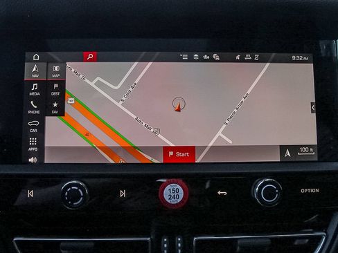 Certified 2023 Porsche Macan AWD/4WD image 13