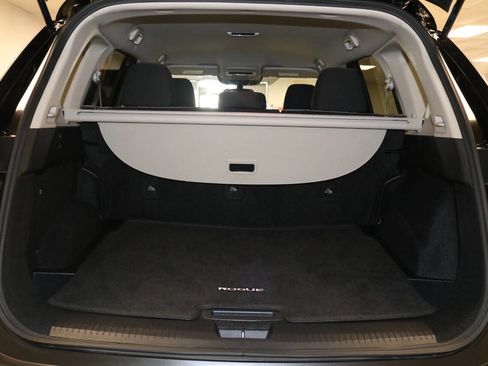 Used 2021 Nissan Rogue S FWD image 89