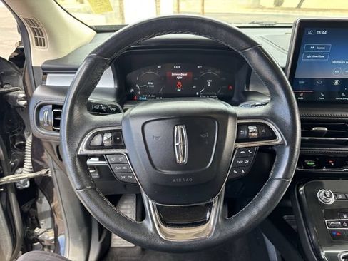 Used 2022 Lincoln Nautilus FWD image 27