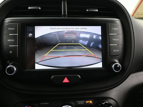 Used 2024 Kia Soul LX w/ Option Group 015 FWD image 19