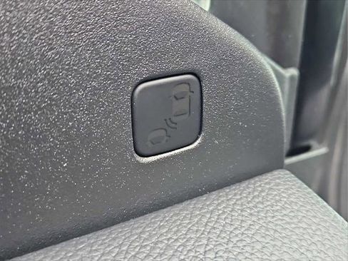 Used 2024 Honda Ridgeline Sport image 14