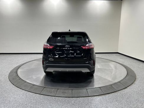 Certified 2024 Ford Edge SEL w/ Convenience Package AWD/4WD image 8