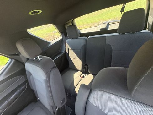 Used 2023 Chevrolet Traverse LT AWD/4WD image 22