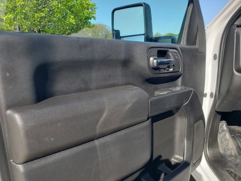 Used 2024 Chevrolet Silverado 2500 W/T w/ WT Fleet Convenience Package image 10