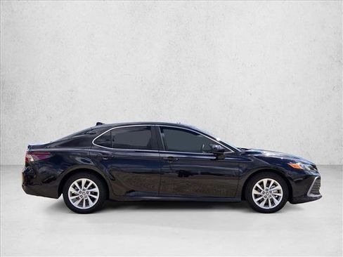Used 2024 Toyota Camry LE FWD image 4