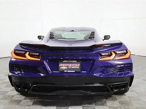 New 2025 Chevrolet Corvette E-Ray image 7