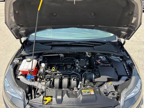 Used 2014 Ford Focus SE FWD image 34
