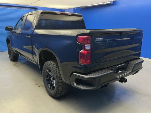 New 2026 Chevrolet Silverado 1500 Custom Trail Boss w/ Midnight Edition AWD/4WD image 5