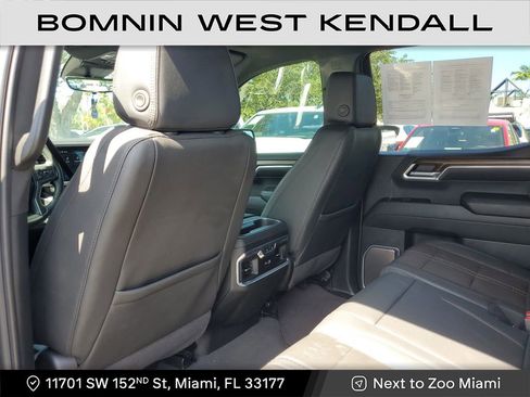 Certified 2025 Chevrolet Silverado 1500 High Country w/ Midnight Edition image 18