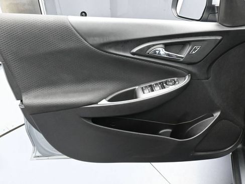 Used 2024 Chevrolet Malibu LT FWD image 13