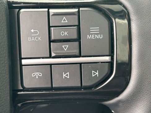 Used 2023 Ford F150 Lightning Platinum image 22