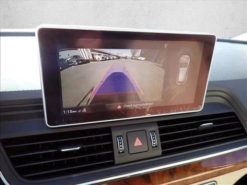 Used 2018 Audi Q5 Premium Plus w/ Premium Plus Package image 21