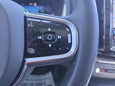 Certified 2023 Volvo XC60 T8 Plus AWD/4WD image 20