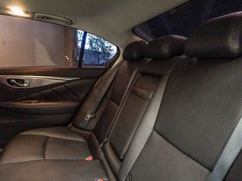 Used 2017 INFINITI Q50 2.0t w/ Moonroof Package image 20