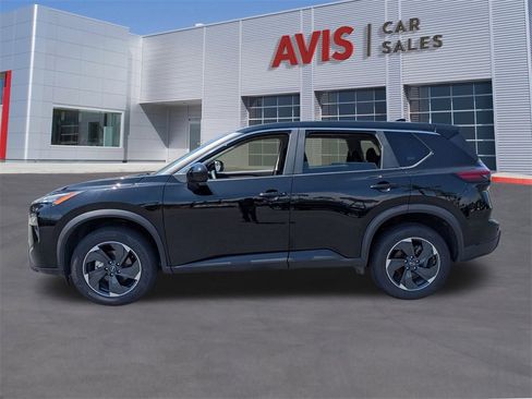 Used 2024 Nissan Rogue SV image 10