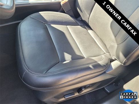 Used 2023 Ford Explorer Limited image 12