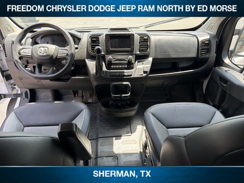Used 2025 RAM ProMaster 2500 w/ Convenience Group FWD image 7