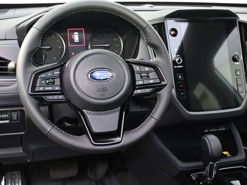 Used 2026 Subaru Forester Premium AWD/4WD image 12