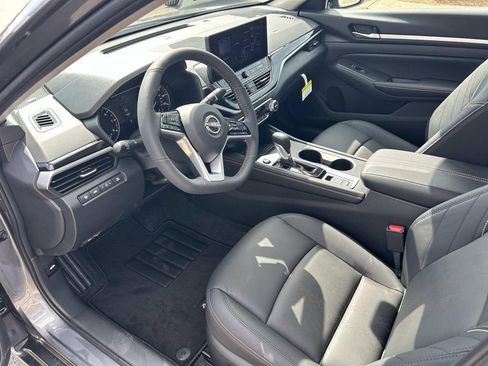 New 2026 Nissan Altima 2.5 SR w/ SR Premium Package AWD/4WD image 13